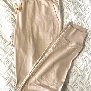 NWT Amazon Essentials Women’s Jogger Yoga Athletic Pants—Size Small